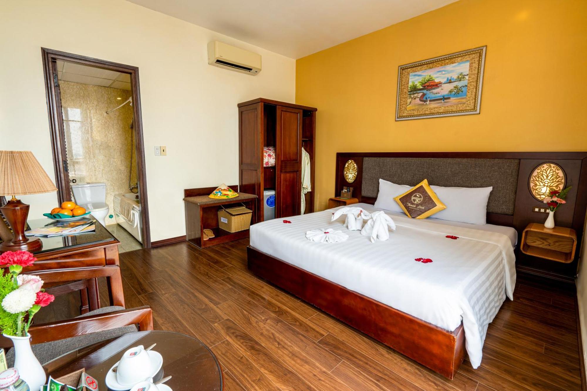 Thanh Lich Hue Hotel Room photo