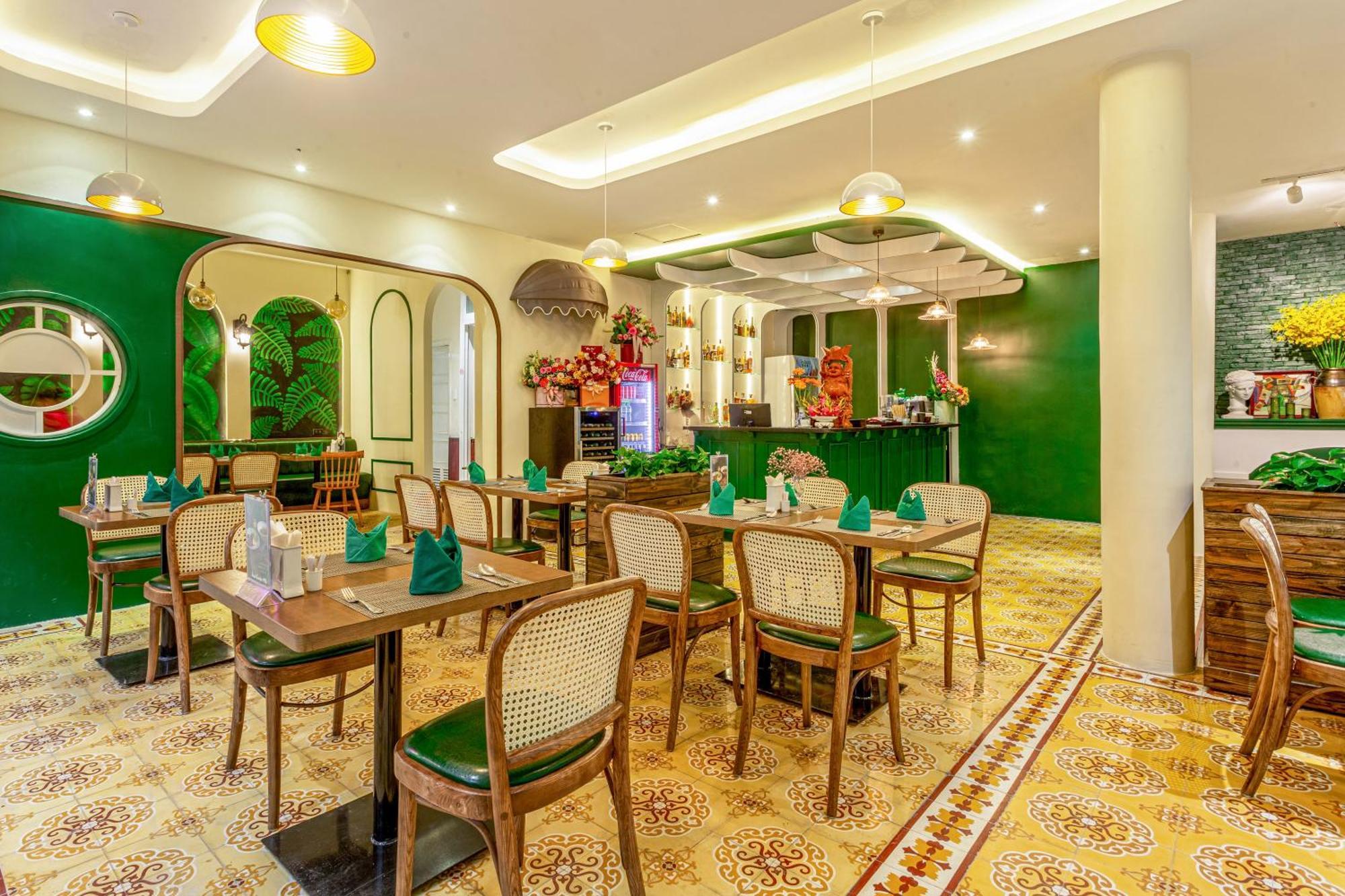 Thanh Lich Hue Hotel Exterior photo